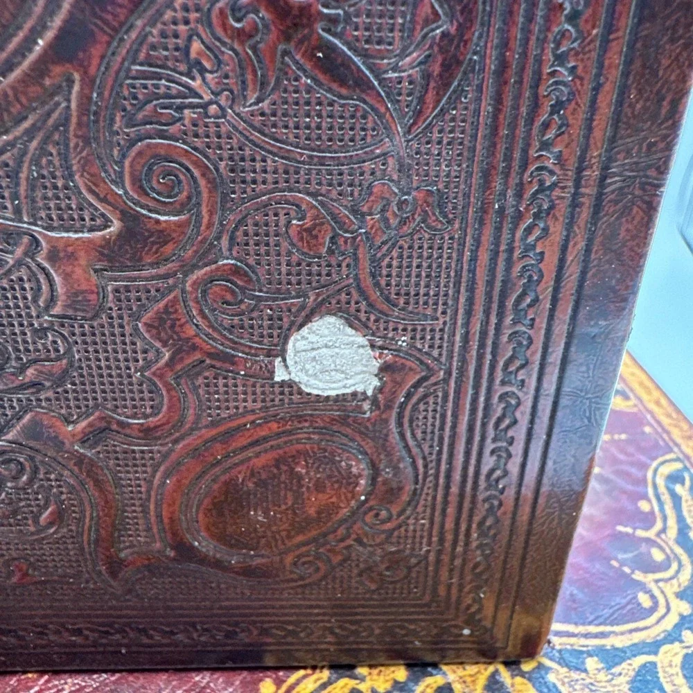 Pier 1 Decorative Faux Books Secret Storage Boxes 2 Piece Set, Lg and Med Read**